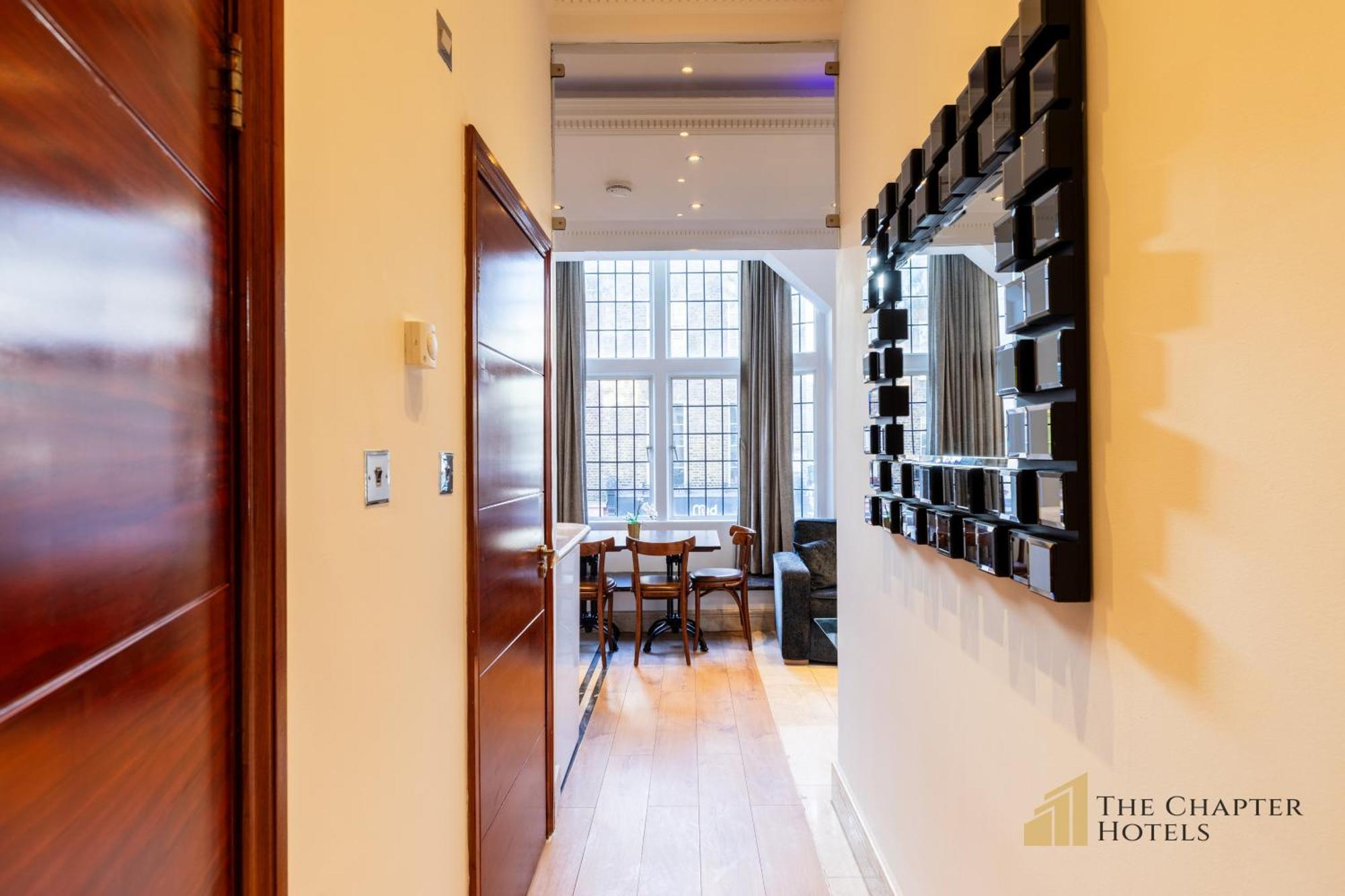 The Chapter Hotels - Griffin House ลอนดอน ภายนอก รูปภาพ