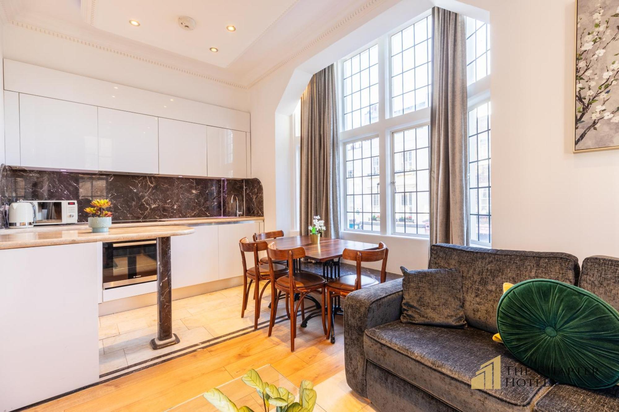 The Chapter Hotels - Griffin House ลอนดอน ภายนอก รูปภาพ