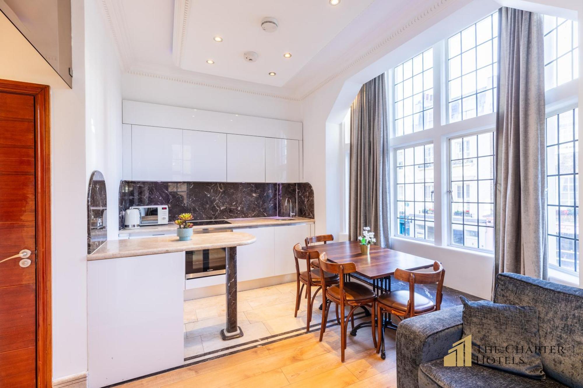 The Chapter Hotels - Griffin House ลอนดอน ภายนอก รูปภาพ