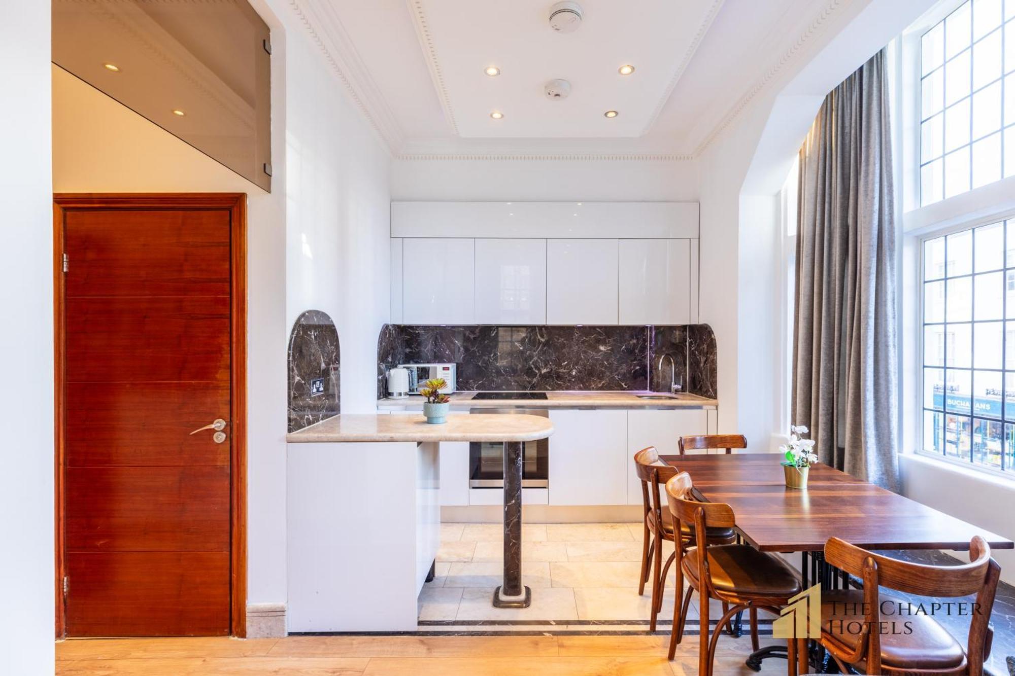 The Chapter Hotels - Griffin House ลอนดอน ภายนอก รูปภาพ